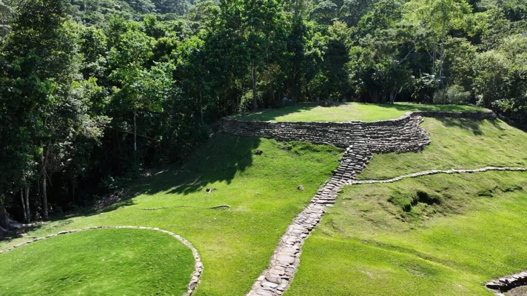 Explora las ruinas de la misteriosa Ciudad Perdida De Bunkuany